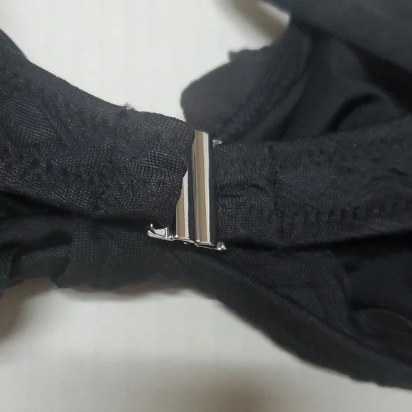 NWT The Cupshe Black Knotted Scalloped One Piece Swimsuit Small - Picture 10 of 12